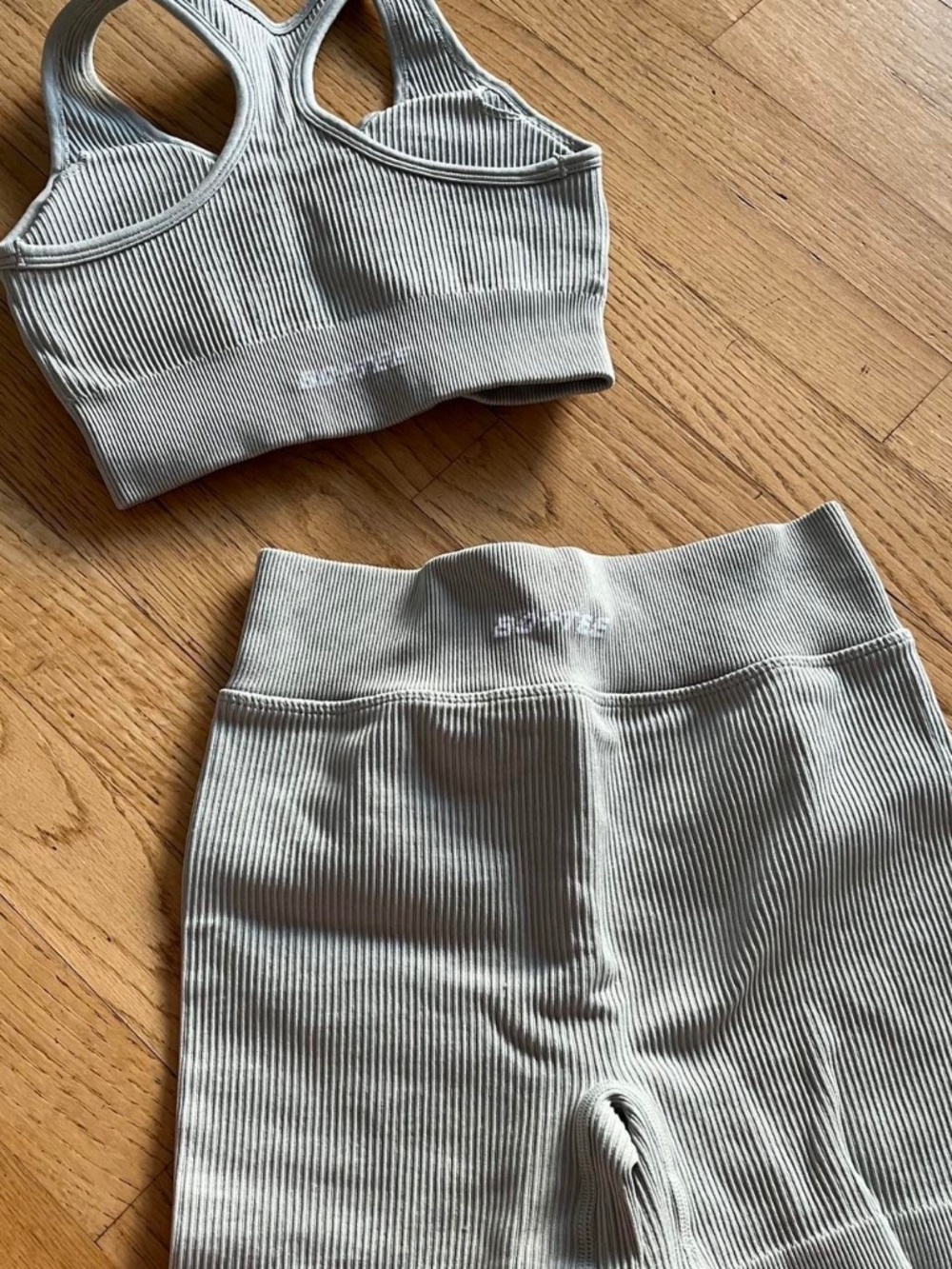 Bo+Tee Oh polly workout set
